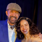 Juan Luis Guerra elogia la voz y creatividad de Rosalía tras su premio Billboard