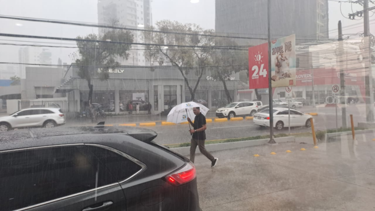 • Clima RD Hoy: Onda tropical provocará fuertes aguaceros y tormentas | INDOMET