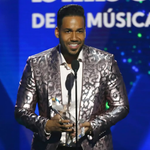 Romeo Santos gana cuatro Premios Billboard de la Música Latina 2026