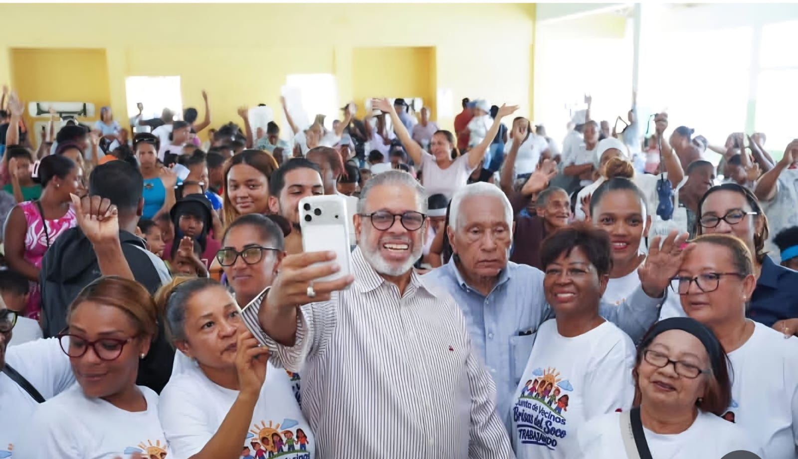 DGDC lleva servicios médicos y ayudas sociales a cientos de familias en El Seibo