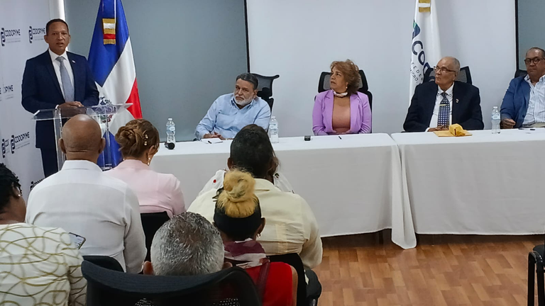 FENACERD pide subsidio directo para proteger a productores de arroz dominicanos
