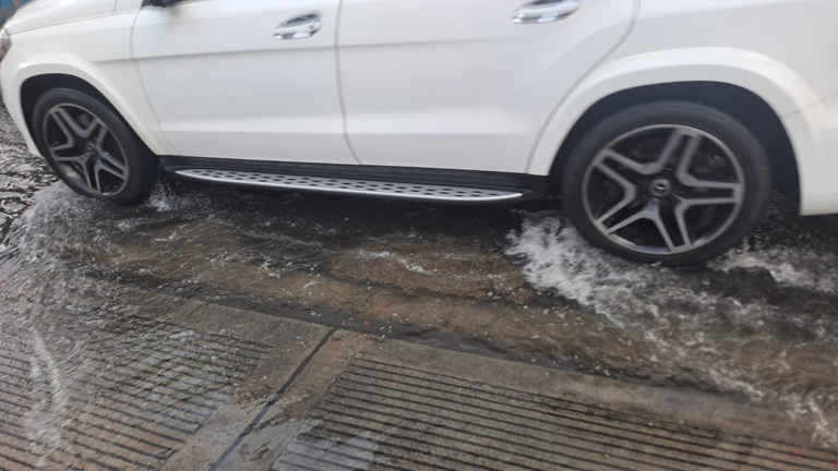 Vaguada mantiene alertas por inundaciones y aguaceros en República Dominicana
