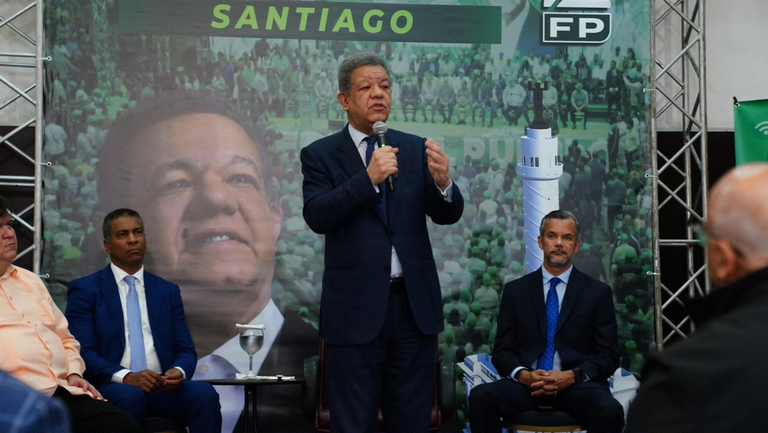 Leonel Fernández agotará agenda política de tres días en Santiago este fin de semana