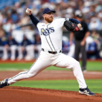 Rays blanquean a Yankees 1-0 con joya de Drew Rasmussen