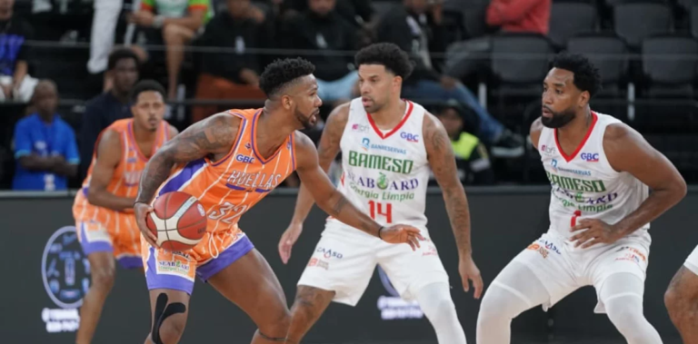 Huellas del Siglo vence a Bameso 87-83 con 23 de Colomé