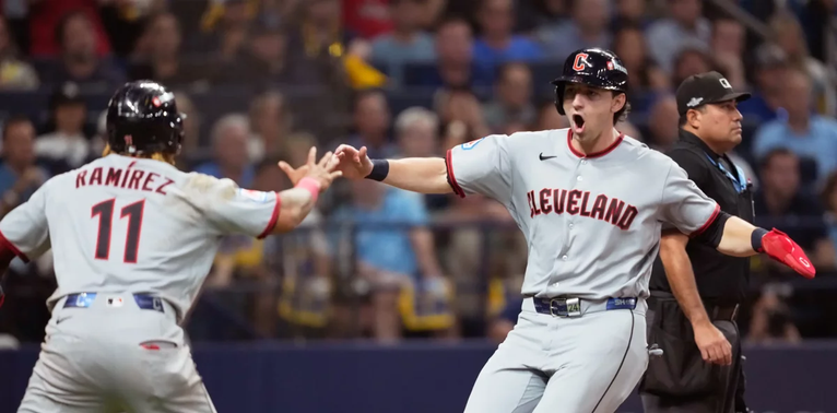 Cleveland remonta ante Tampa Bay y gana primer juego de la ALCS