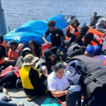 • Armada de República Dominicana frustra viaje ilegal en yola con 59 migrantes en Samaná