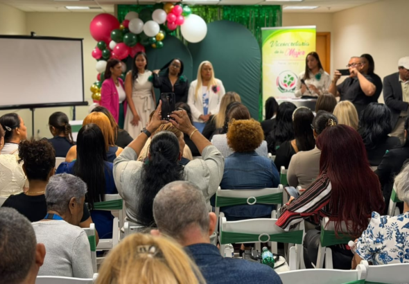 Fuerza del Pueblo fortalece liderazgo y participación política de las mujeres en New Jersey