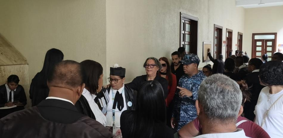 • Dictan tres meses de medida de coerción contra acusado de robar en casa de Kenny Grullón