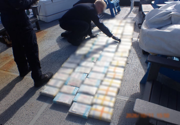 Golpe al narcotráfico: Interceptan embarcación con cargamento valorado en 5.5 millones de dólares
